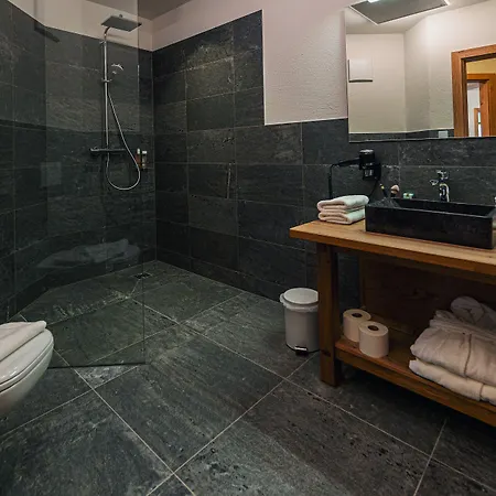 Puitalm - I I 4*