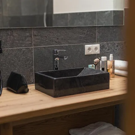 Szálloda Puitalm - I I Arzl im Pitztal