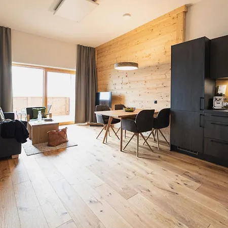 Puitalm - I I 4* Arzl im Pitztal